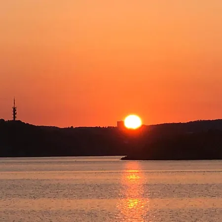 Sjonaer Idyll * Κρίστιανσαντ